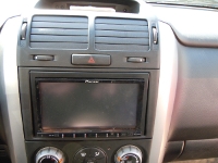   Pioneer AVH-P4100DVD  Suzuki Grand Vitara